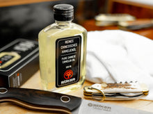Cargar imagen en el visor de la galería, Aceite de Camelia Böker para navaja de afeitar - Boker Cuchillos