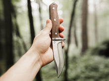 Cargar imagen en el visor de la galería, Cuchillo Böker Plus Walnut Drop