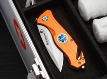 Cargar imagen en el visor de la galería, Navaja Böker Magnum Medic - Boker Cuchillos