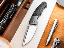 Cargar imagen en el visor de la galería, Navaja Böker Plus Collection 2025 - Boker Cuchillos
