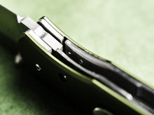 Cargar imagen en el visor de la galería, Navaja Böker Plus Lefti - Boker Cuchillos
