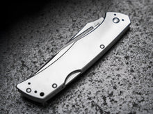 Cargar imagen en el visor de la galería, Navaja Böker Plus MEK - Boker Cuchillos
