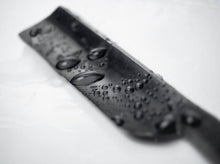 Cargar imagen en el visor de la galería, Navaja de afeitar Böker Manufaktur Solingen Black Amboina - Boker Cuchillos
