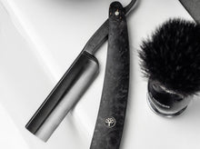 Cargar imagen en el visor de la galería, Navaja de afeitar Böker Manufaktur Solingen Black Amboina - Boker Cuchillos
